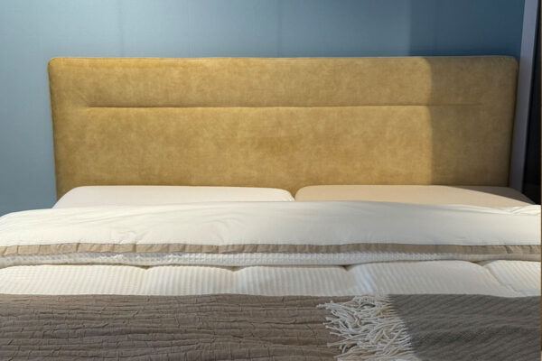 Boxspring Cinderella Tender showroommodel